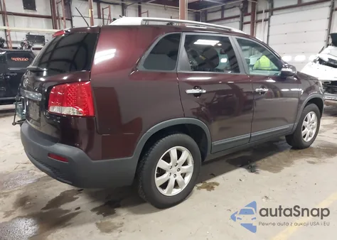 2011 Kia Sorento Lx z USA, uszkodzony, nr VIN 5XYKT4A10BG089404